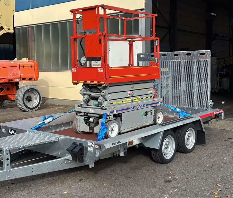 Baumaschinenanhänger 3,5t mit Rampe